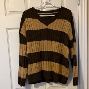 DAZY - Striped V-Neck Cable-Knit Sweater in Brown and Tan